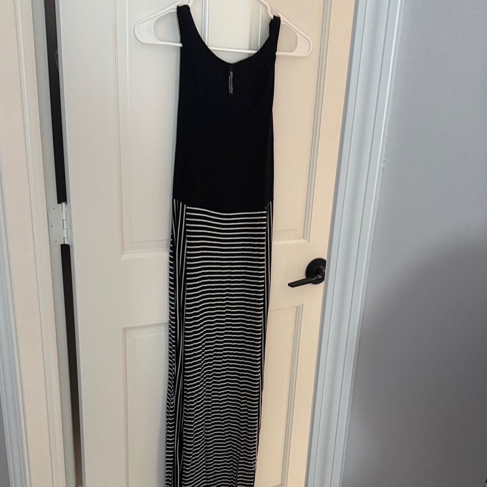 Chic Black and White Striped Maxi Dress